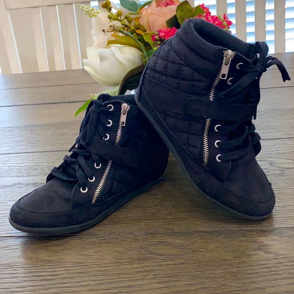 Girls justice black boots size 7 - Picture 2 of 9